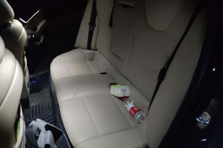 Used Cadillac CT5 2020 28T Luxury Version Left Rear Seat