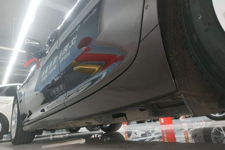 Used Cadillac CT5 2020 28T Fashion Edition Left Side Sill