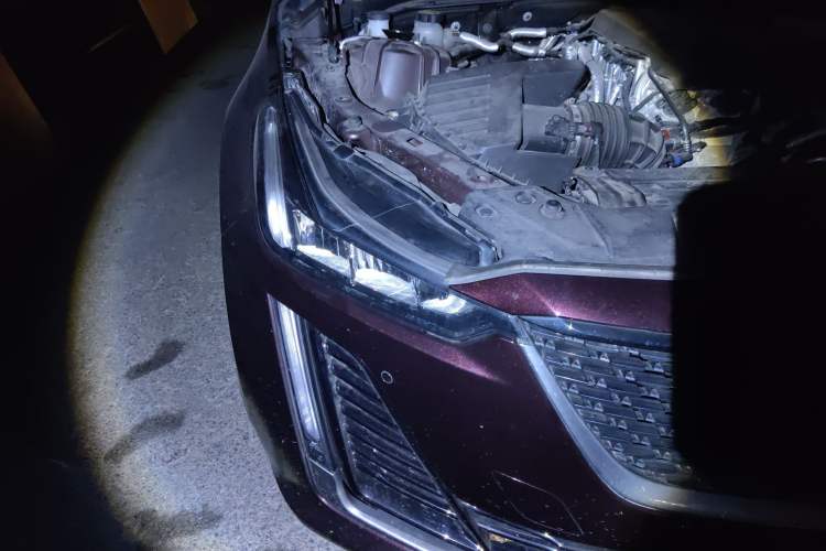 Used Cadillac CT5 2020 28T Luxury Version Right Front Headlight