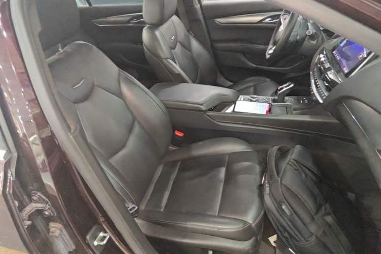 Used Cadillac CT5 2020 28T Luxury Version Right Front Seat