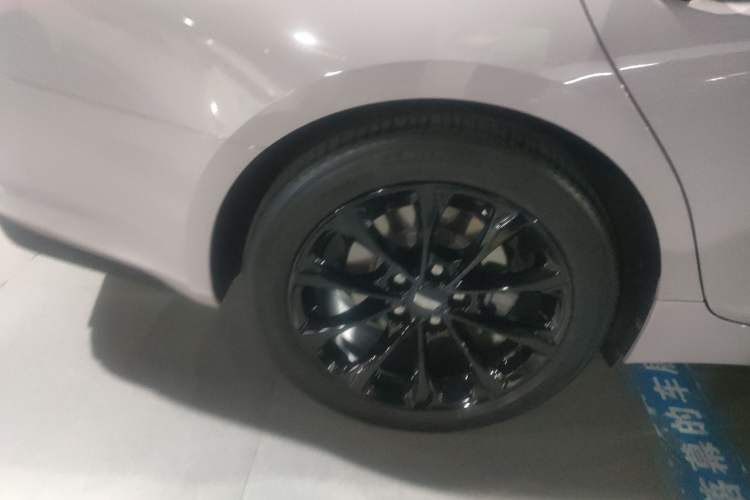 Used Cadillac CT5 2020 Revised Version 28T Luxury Edition Right Rear Wheel Hub