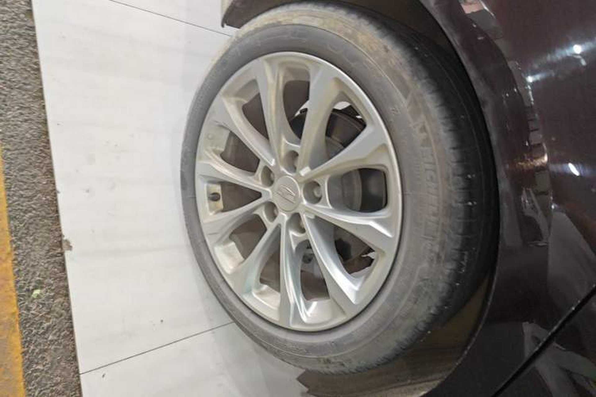 Used Cadillac CT5 2020 28T Luxury Version Right Rear Wheel Hub