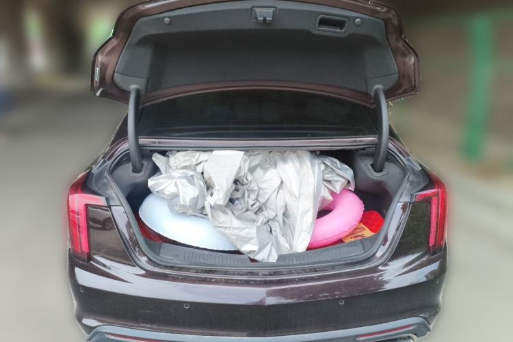 Used Cadillac CT5 2020 28T Fashion Edition Trunk