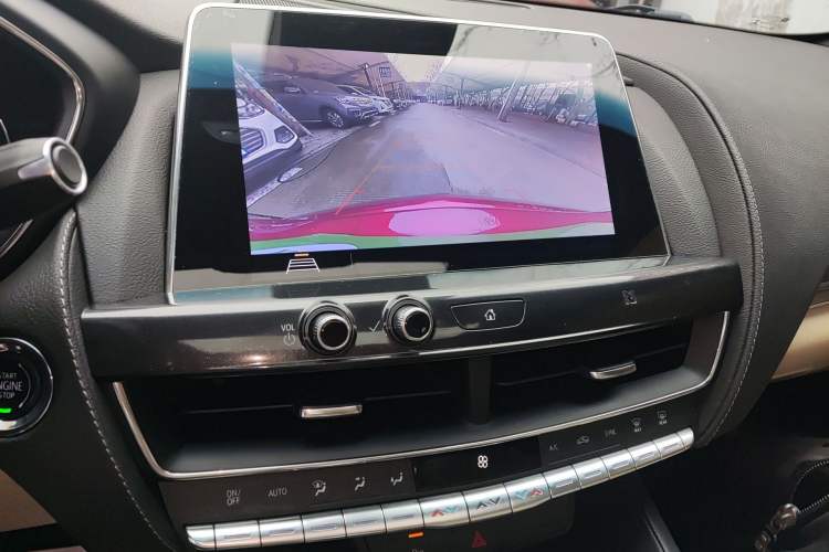 Used Cadillac CT5 2020 28T Fashion Edition Audio And AC Panel