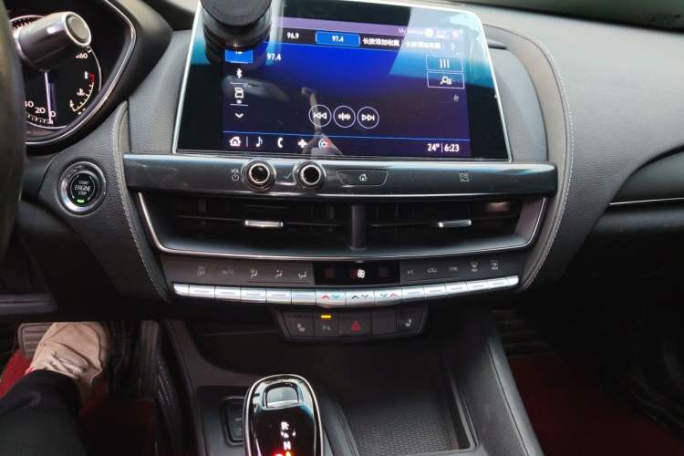 Used Cadillac CT5 2020 Revised Version 28T Luxury Edition Audio And AC Panel
