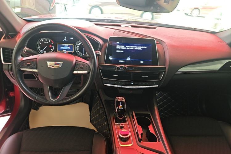 Used Cadillac CT5 2020 28T Tech Edition Center Console