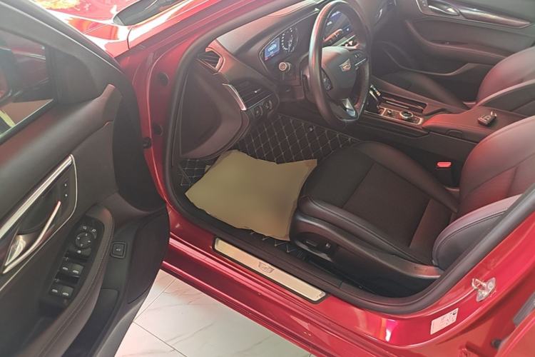 Used Cadillac CT5 2020 28T Tech Edition Driver Seat