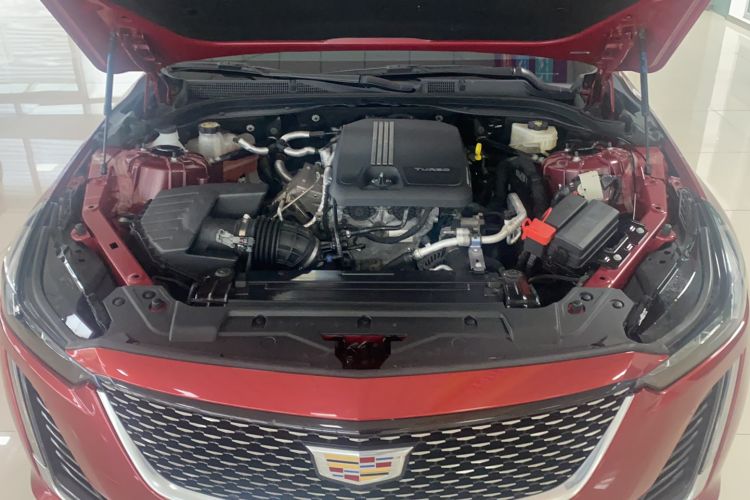 Used Cadillac CT5 2020 28T Luxury Version Engine Bay