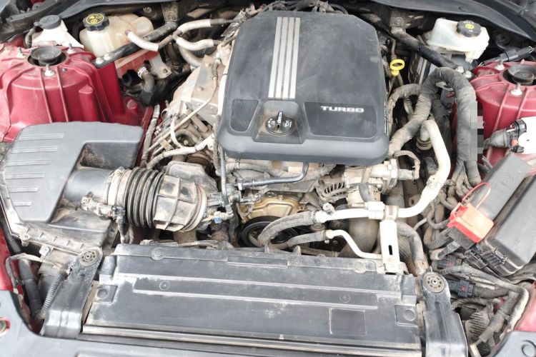 Used Cadillac CT5 2020 28T Fashion Edition Engine Bay