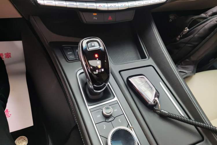 Used Cadillac CT5 2020 28T Fashion Edition Gear Lever