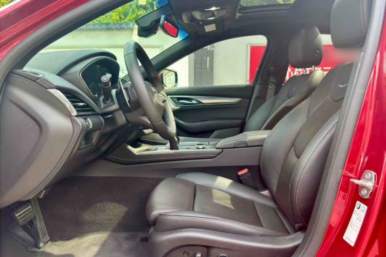 Used Cadillac CT5 2020 Updated 28T Leading Sporty Version Interior 2