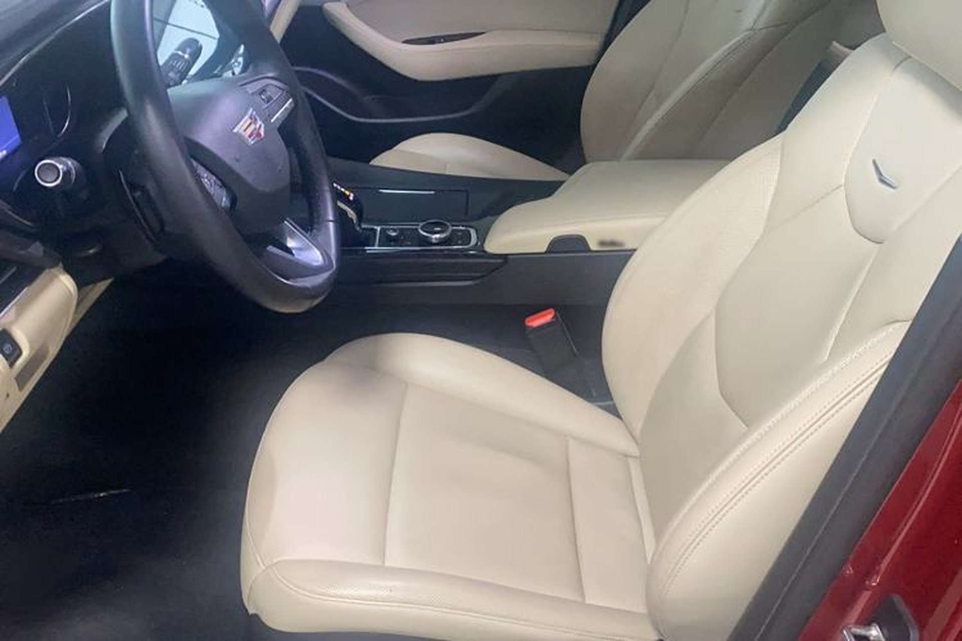 Used Cadillac CT5 2020 28T Luxury Version Left Front Seat