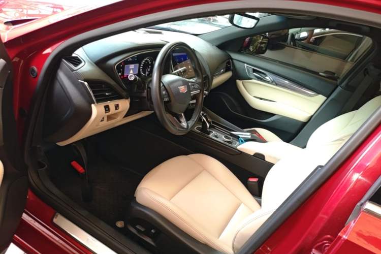 Used Cadillac CT5 2020 28T Fashion Edition Left Front Seat