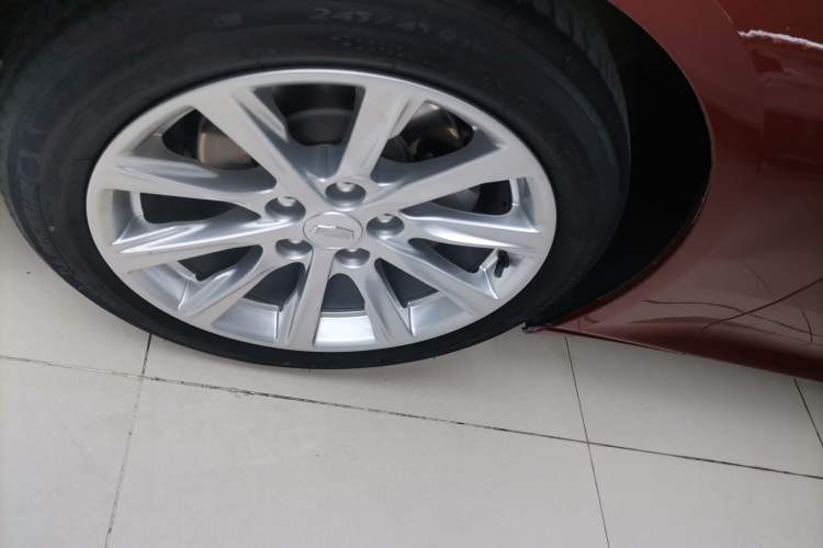 Used Cadillac CT5 2020 28T Fashion Edition Left Front Wheel Hub