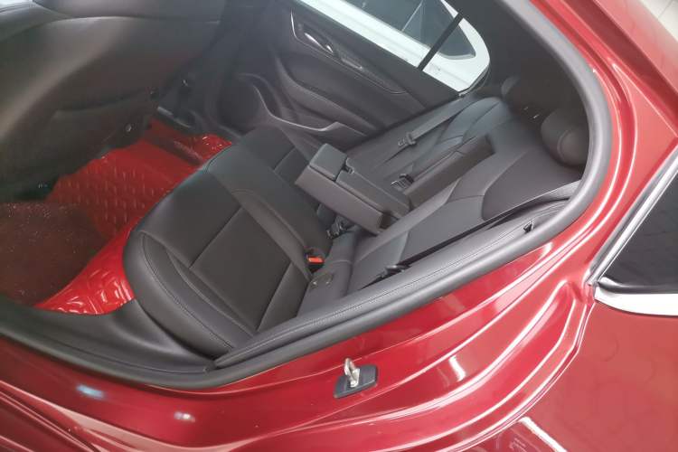 Used Cadillac CT5 2020 28T Fashion Edition Left Rear Seat