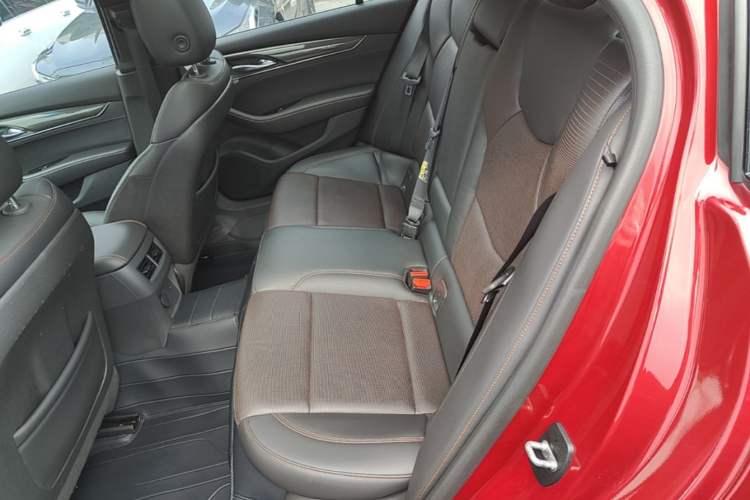 Used Cadillac CT5 2020 Revised 28T Platinum Sport Edition Left Rear Seat