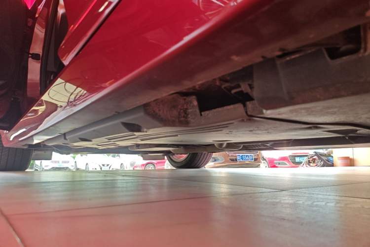 Used Cadillac CT5 2020 28T Tech Edition Left Side Sill