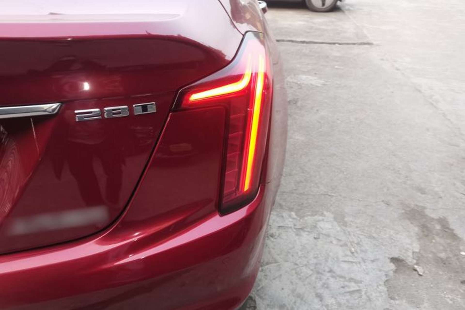 Used Cadillac CT5 2020 28T Luxury Version Right Rear Taillight
