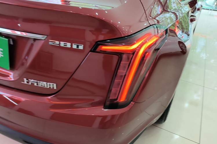 Used Cadillac CT5 2020 28T Tech Edition Right Rear Taillight
