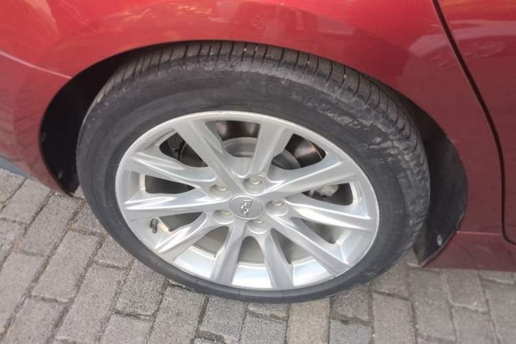 Used Cadillac CT5 2020 28T Fashion Edition Right Rear Wheel Hub