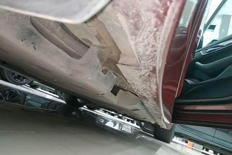 Used Cadillac CT5 2020 28T Fashion Edition Right Side Sill