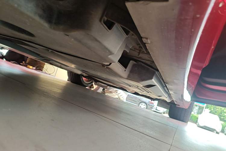 Used Cadillac CT5 2020 28T Tech Edition Right Side Sill