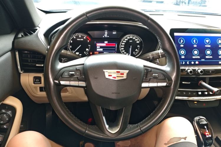 Used Cadillac CT5 2020 28T Fashion Edition Steering Wheel