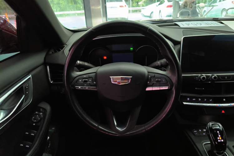 Used Cadillac CT5 2020 28T Tech Edition Steering Wheel