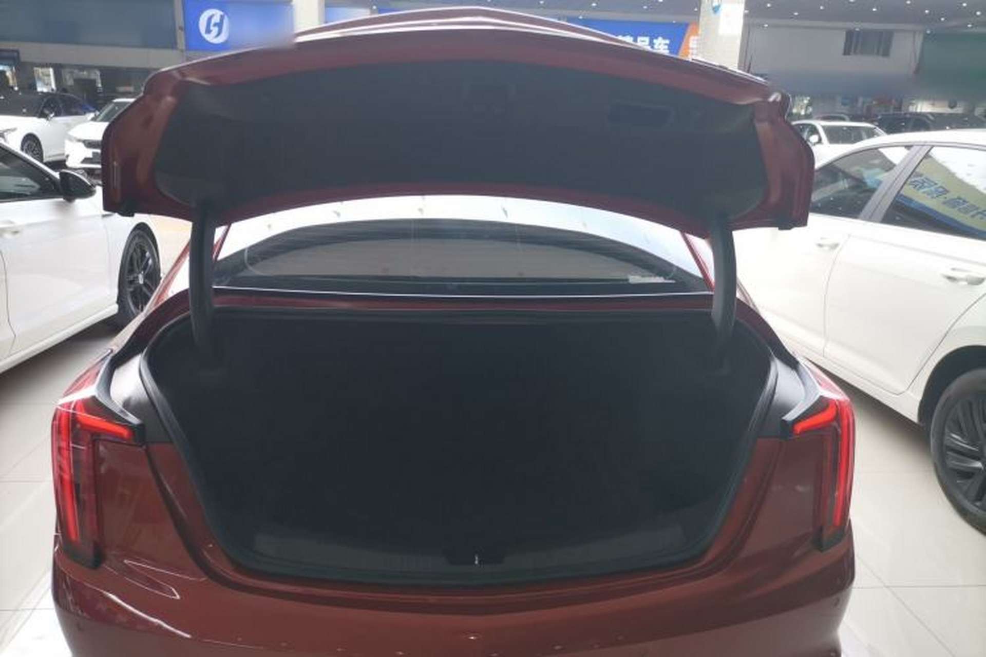 Used Cadillac CT5 2020 28T Fashion Edition Trunk