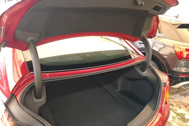 Used Cadillac CT5 2020 28T Fashion Edition Trunk