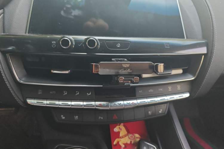 Used Cadillac CT5 2020 Updated 28T Leading Sporty Version Audio And AC Panel