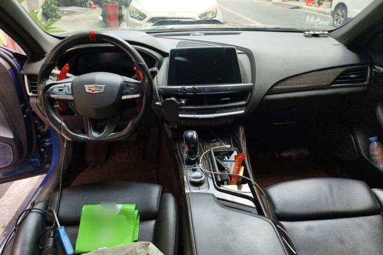 Used Cadillac CT5 2020 Revised Version 28T Tech Edition Center Console