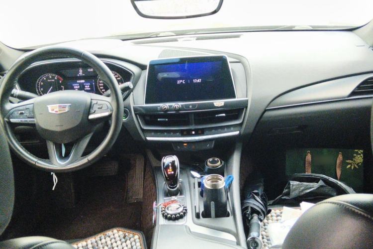 Used Cadillac CT5 2020 Revised Version 28T Luxury Edition Center Console