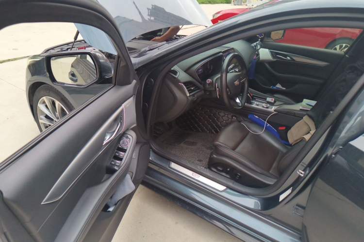 Used Cadillac CT5 2020 Updated 28T Leading Sporty Version Driver Seat