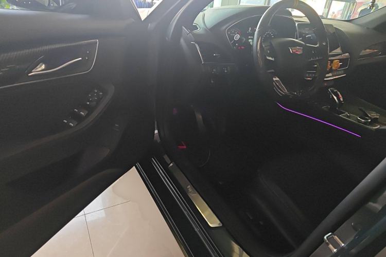 Used Cadillac CT5 2020 28T Tech Edition Driver Seat