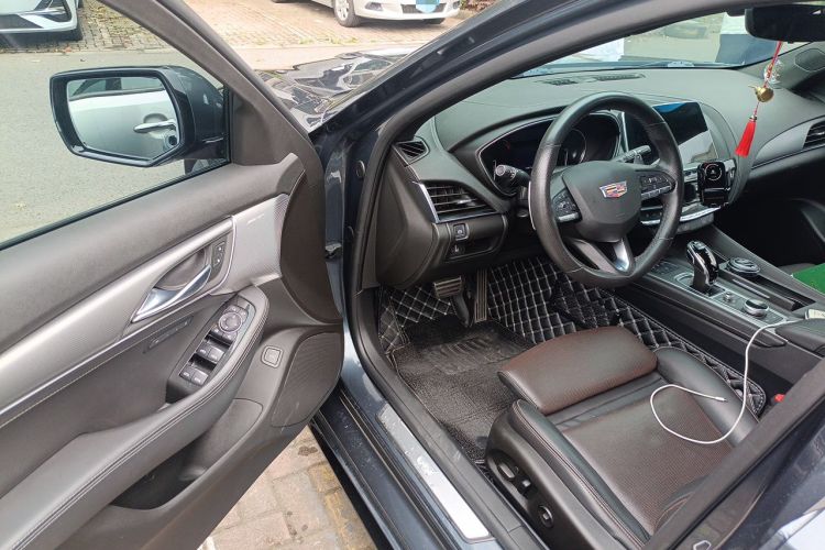 Used Cadillac CT5 2020 Updated 28T Leading Sporty Version Driver Seat