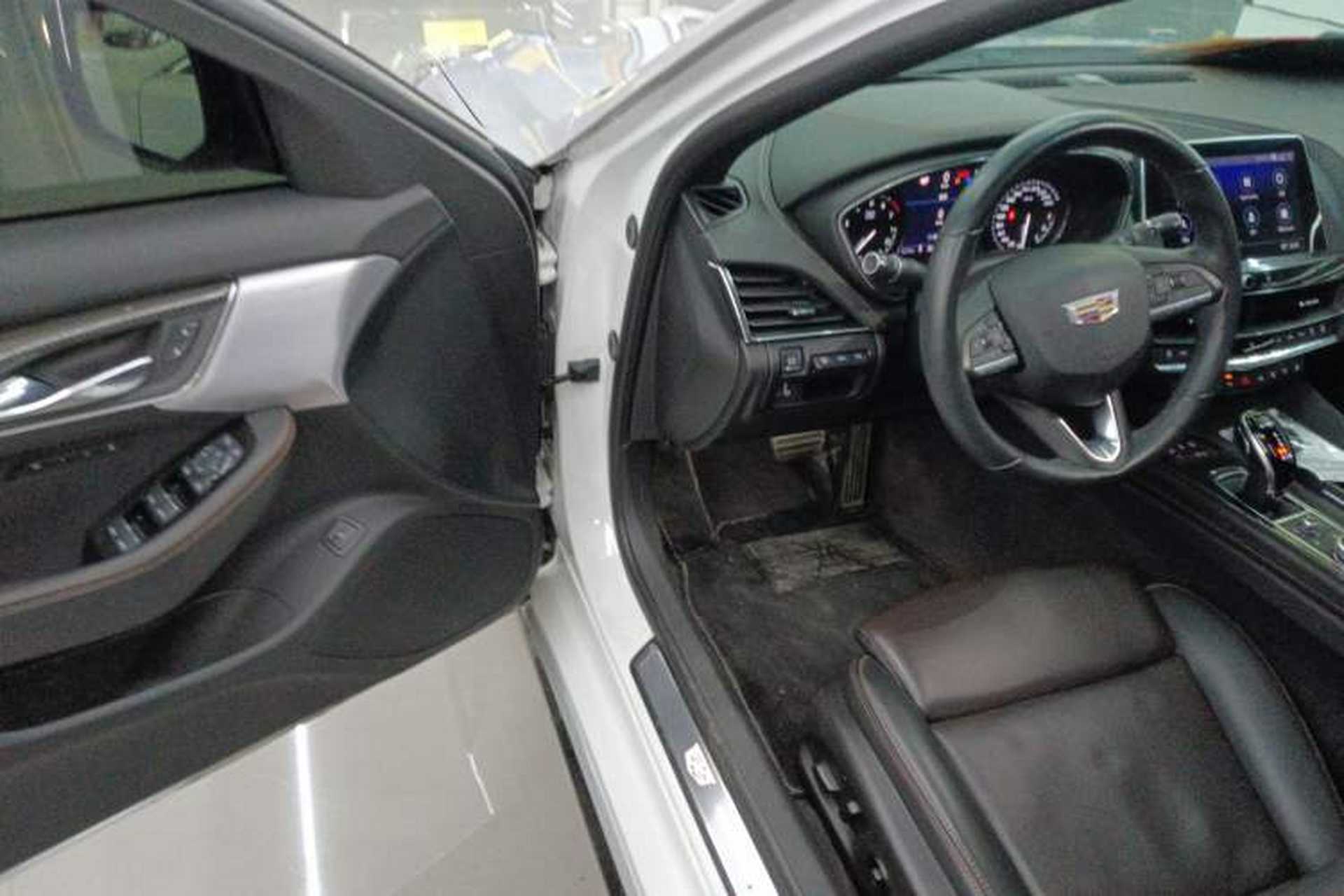 Used Cadillac CT5 2020 Revised 28T Platinum Sport Edition Driver Seat