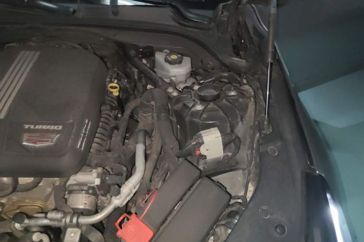Used Cadillac CT5 2020 Revised 28T Platinum Sport Edition Engine Bay Left