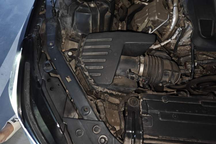 Used Cadillac CT5 2020 Revised Version 28T Luxury Edition Engine Bay Right