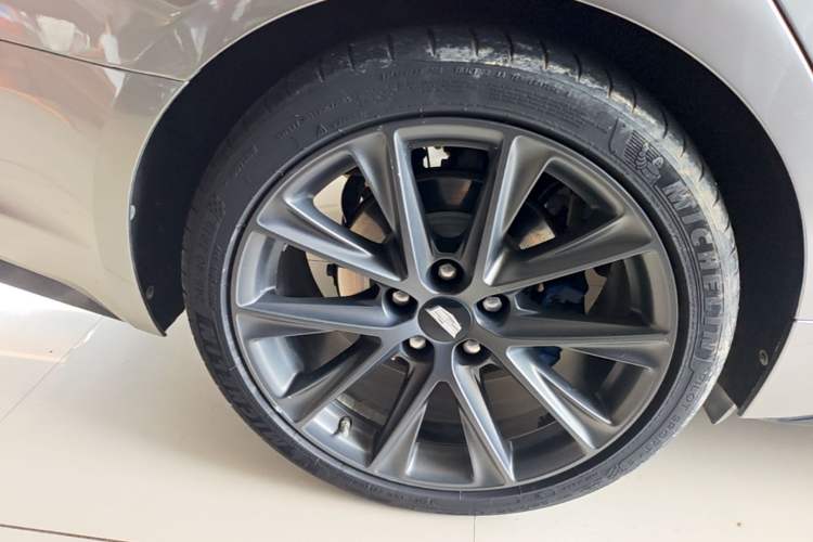 Used Cadillac CT5 2020 28T Platinum Sport Edition Exterior 5