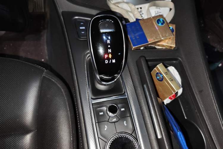 Used Cadillac CT5 2020 Revised Version 28T Luxury Edition Gear Lever