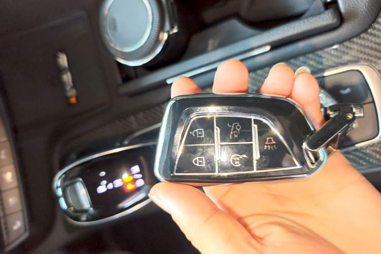 Used Cadillac CT5 2020 28T Platinum Sport Edition Interior 1