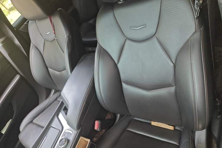 Used Cadillac CT5 2020 Updated 28T Leading Sporty Version Left Front Seat