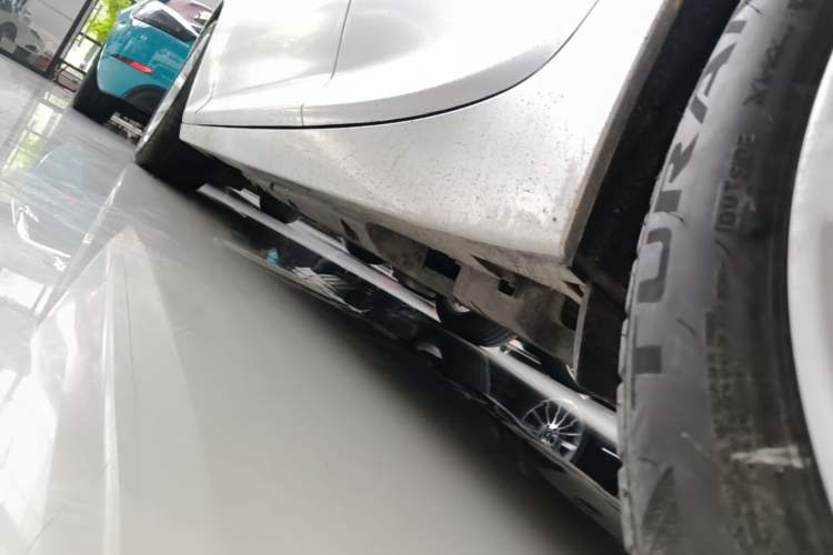 Used Cadillac CT5 2020 28T Tech Edition Left Side Sill