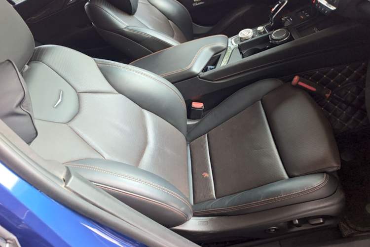 Used Cadillac CT5 2020 28T Platinum Sport Edition Right Front Seat