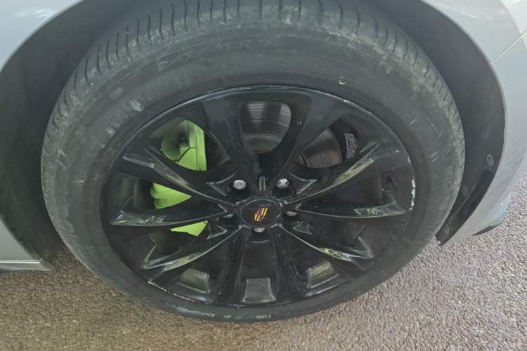 Used Cadillac CT5 2020 Updated 28T Leading Sporty Version Right Front Wheel Hub
