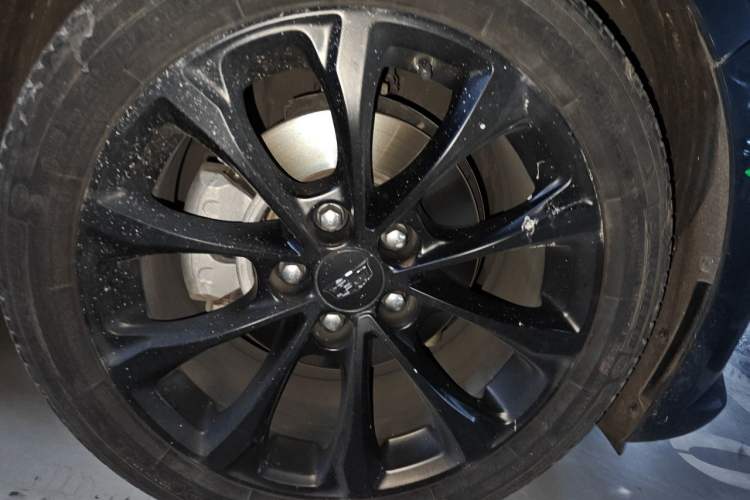 Used Cadillac CT5 2020 Revised Version 28T Luxury Edition Right Front Wheel Hub