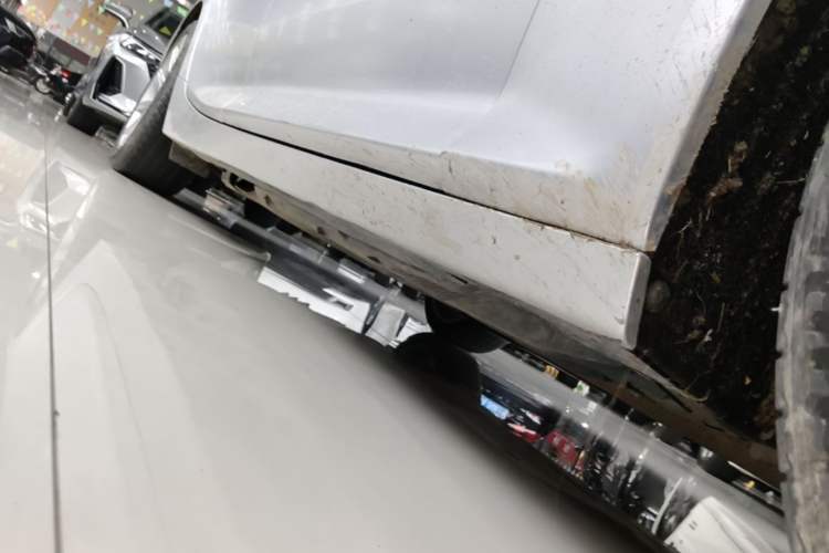 Used Cadillac CT5 2020 28T Tech Edition Right Side Sill