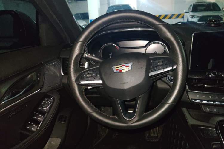 Used Cadillac CT5 2020 Updated 28T Leading Sporty Version Steering Wheel