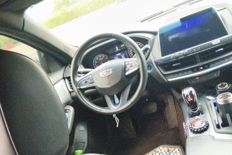 Used Cadillac CT5 2020 Revised Version 28T Luxury Edition Steering Wheel